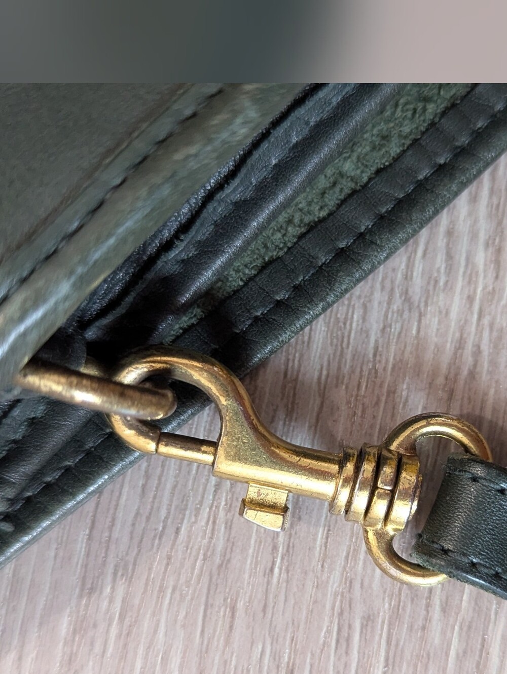 Hunt Club Olive Green Leather Crossbody Bag with Gold Hardware - Picture 3 of 11